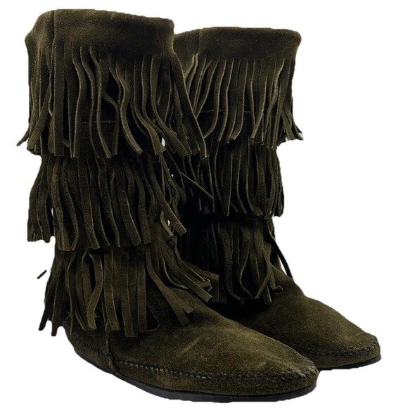 MINNETONKA 1638 Moccasin BOOTS 3 Layer FRINGE Suede Green Leather Boho Sz 8 - Picture 1 of 9